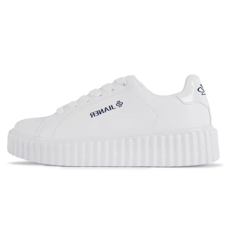 2021 New Style High Quality Hot Selling Unisex Women Skateboard Fashion Casual Men Shoes Featured Image